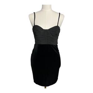 Asos Luxe Cocktail Dress Party Bandage Bodycon Date Night Out 4 Velvet Black LBD